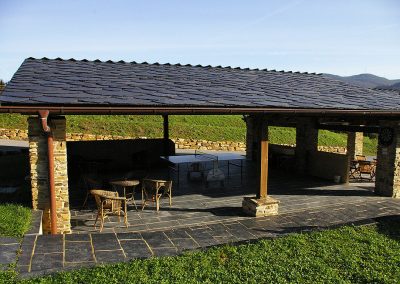 Exterior bajo cubierta